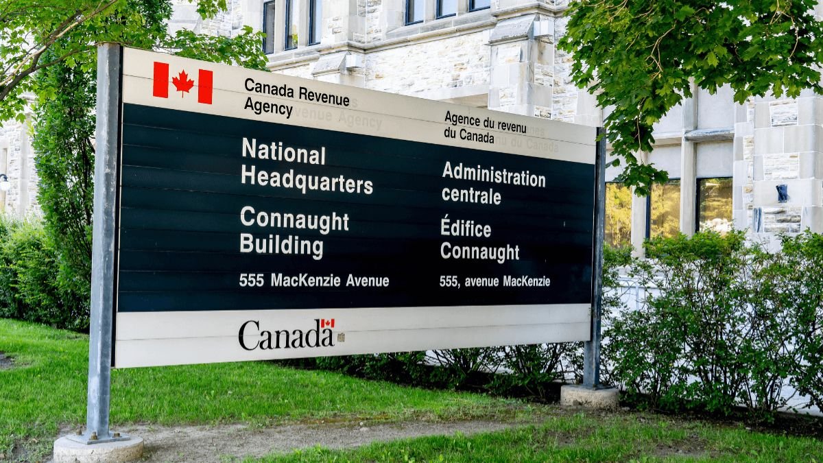 New CRA Tax Refund Timelines for Canadians in 2026 - How Fast Will You Get Paid?